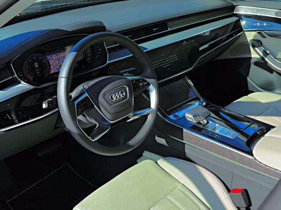 Audi A8L